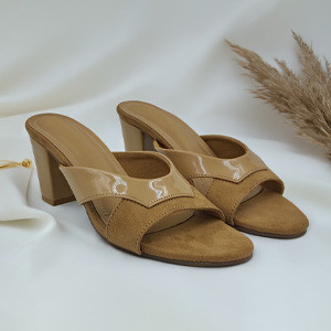 Suede Shine Chickoo