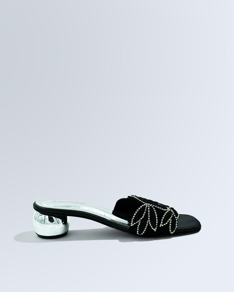 Shimmering Steps Black